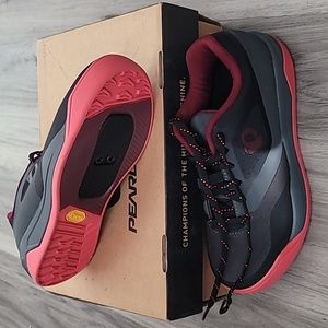 Pearl Izumi clipless mountain biking shoes